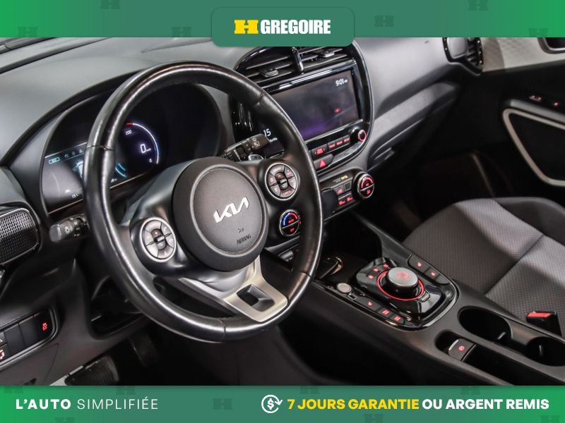 2022 Kia Soul Black Laval - photo #21