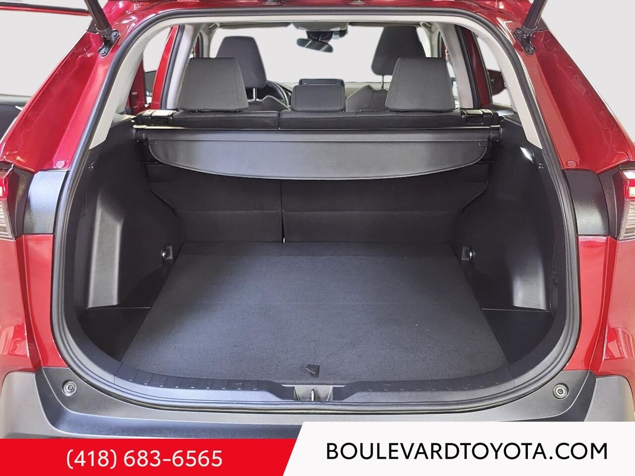 Toyota RAV4 100518A-55 | HYBRIDE, XLE, AWD 2022 Rouge Québec - photo #19