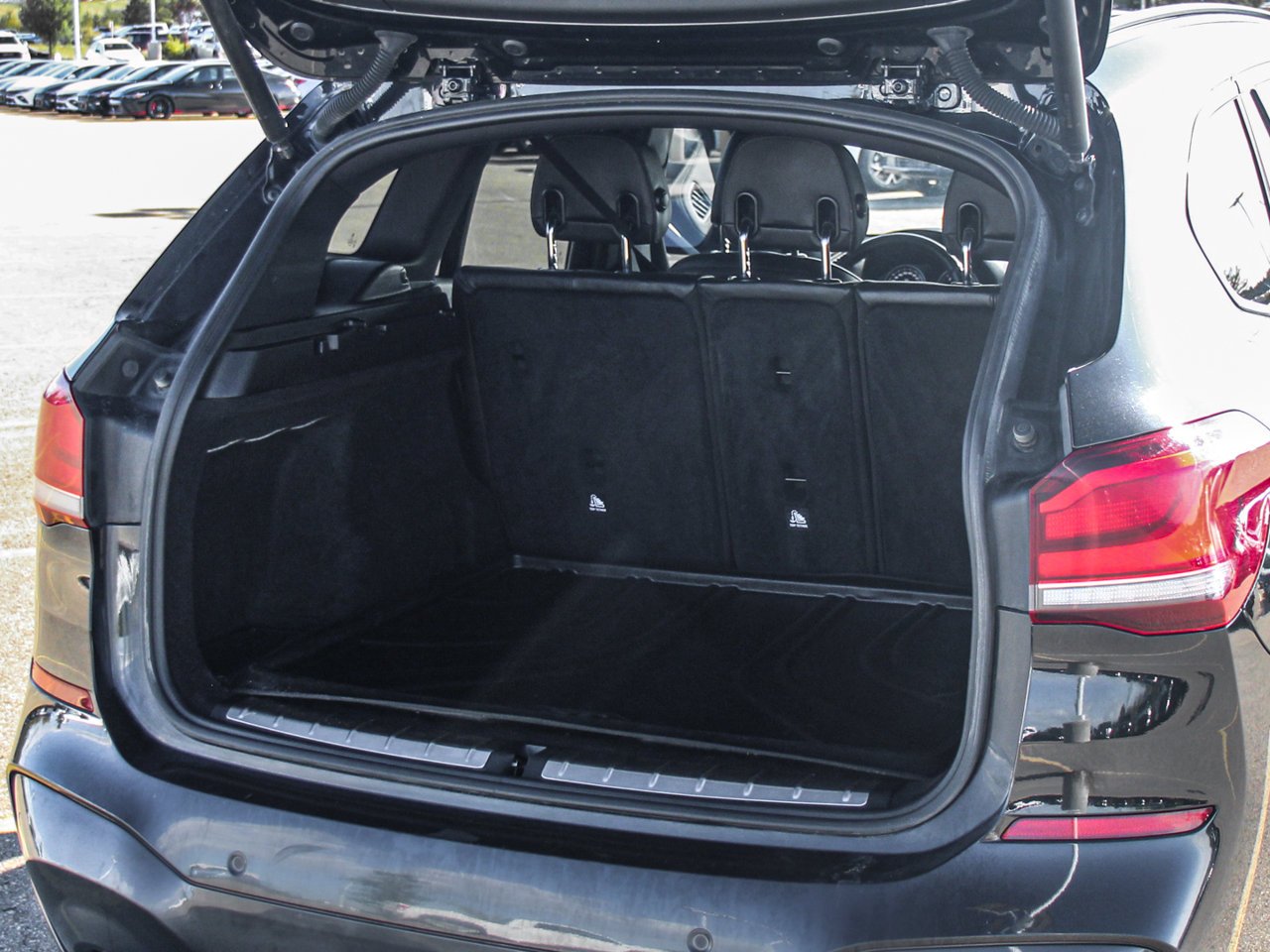 2021 BMW X1 xDrive28i Sports Activity Vehicle Black Sherwood Park - photo #7