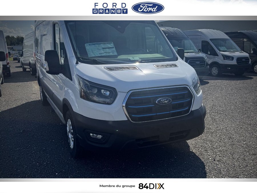 2025 Ford E-TRANSIT FOURGONNETTE UTILITAIRE White