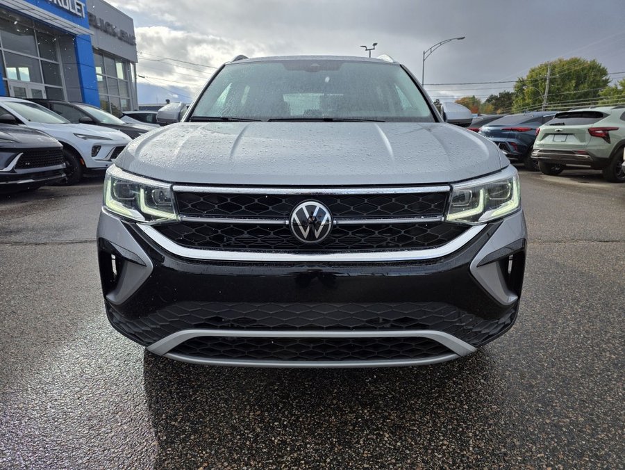 Volkswagen Taos Highline 4Motion 2024 Gris