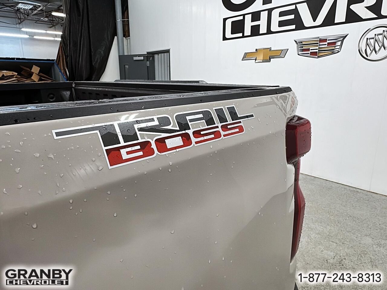 2026 CHEVROLET Silverado 1500 K1500 SILVERADO CREW CAB CUSTOM TRAIL BOSS STD/BOX (2CX) | B26-0995 WHITE SANDS Granby - photo #18