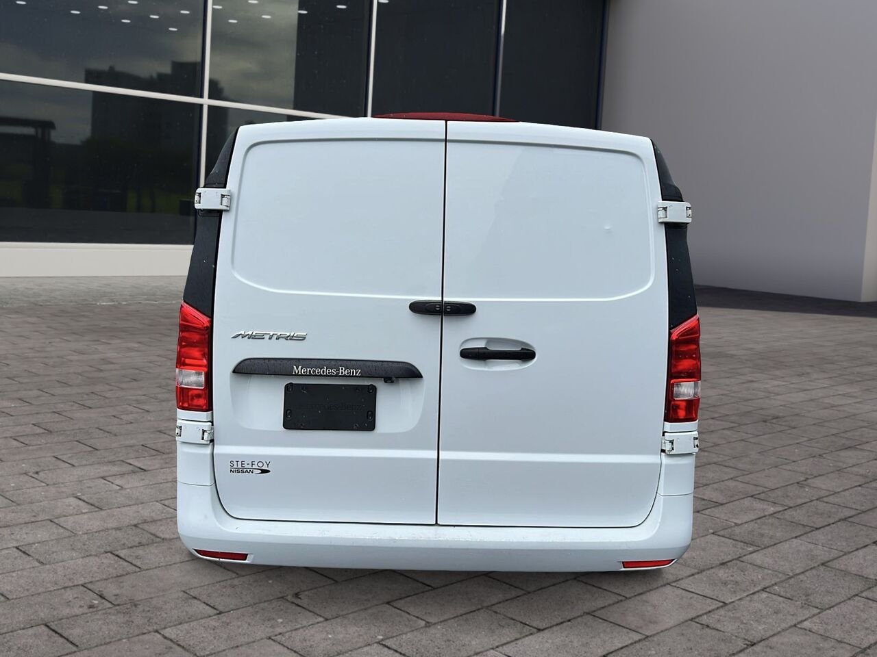 Mercedes-Benz Metris fourgonnette utilitaire 2023 Blanc Québec - photo #2