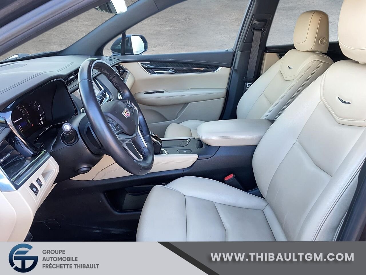 2018 CADILLAC XT5 Traction avant, 4 portes Grey Montmagny - photo #6