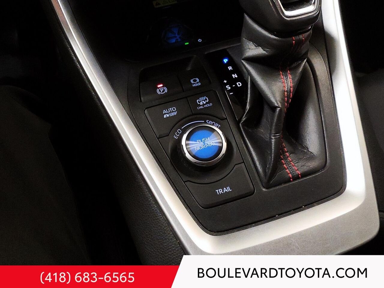 2023 Toyota RAV4 Prime 100244A-73 | XSE, AWD White Québec - photo #18