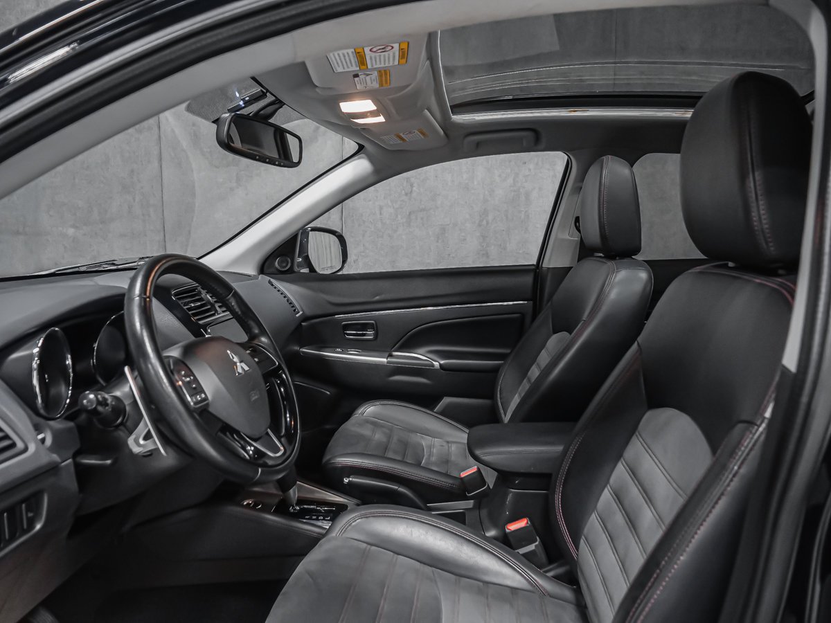 Mitsubishi RVR SEL TOIT PANORAMIQUE 2019 Noir Montréal - photo #11