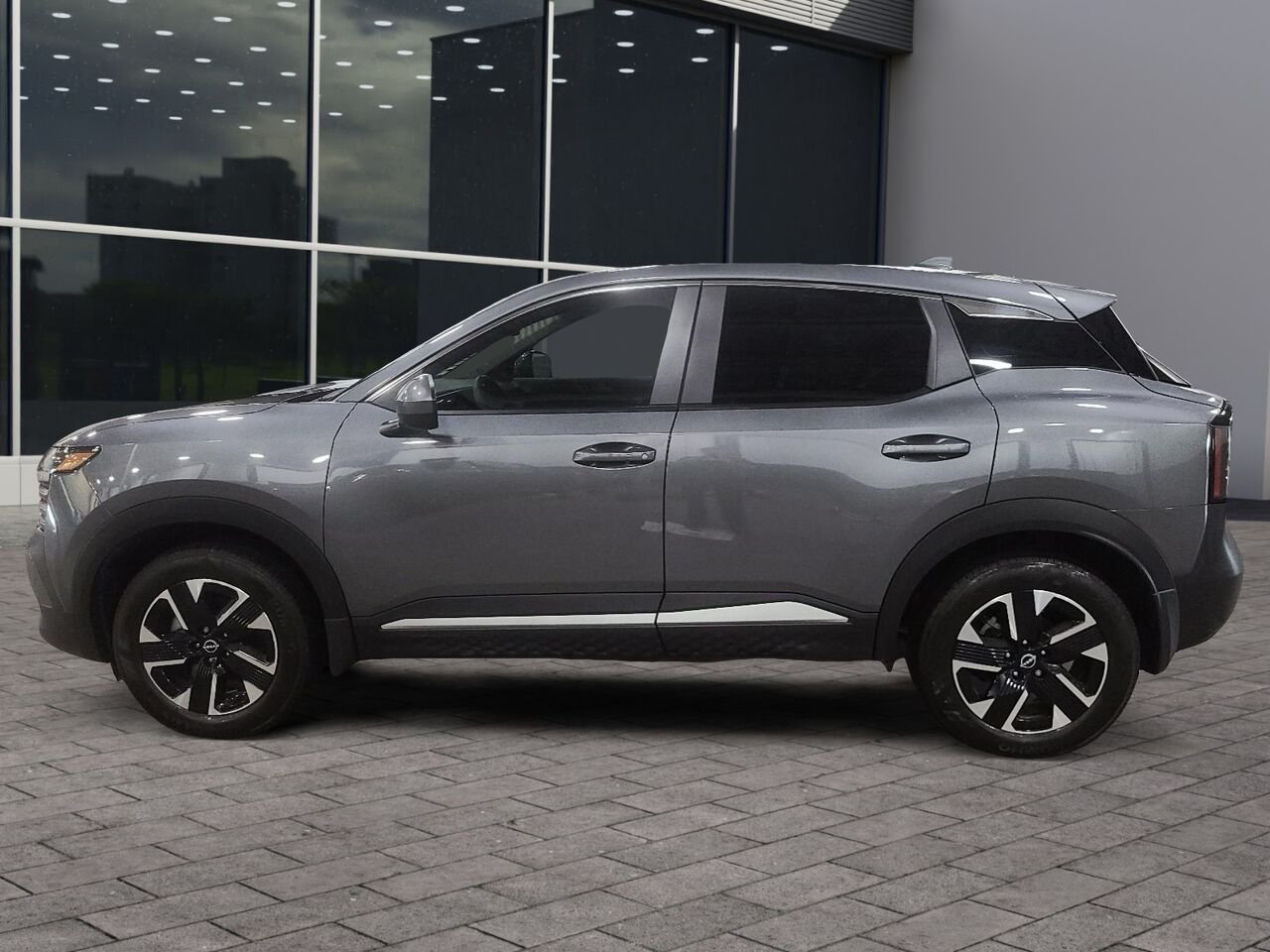 2025 Nissan Kicks SV TRACTION INTEGRALE Grey Québec - photo #7
