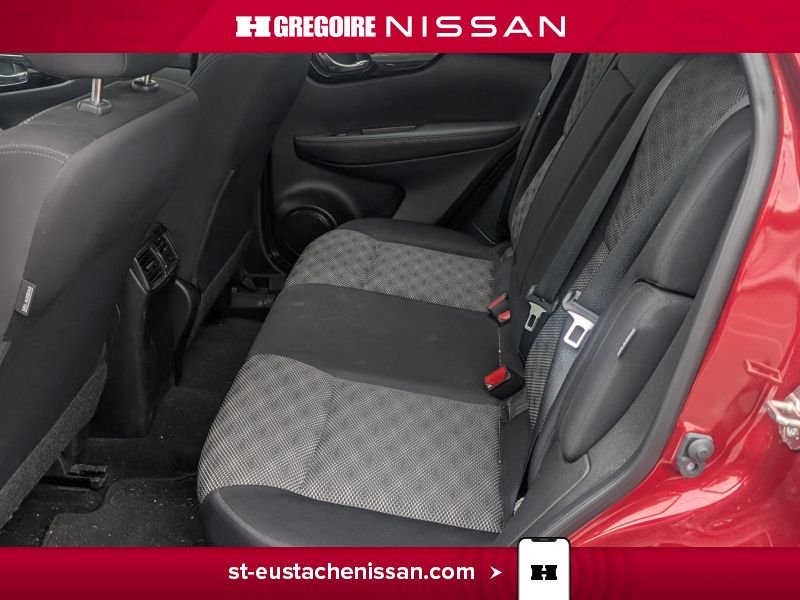 Nissan Qashqai 2023 Rouge Saint-Eustache - photo #13
