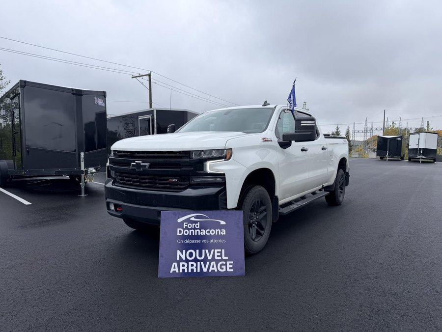 Chevrolet Silverado 1500 LT Trail Boss cabine multiplace 4RM 157 po - JAMAIS ACCIDENTÉ - PARFAIT POUR COMPAGNIE - 5,3L V8 2022 Blanc