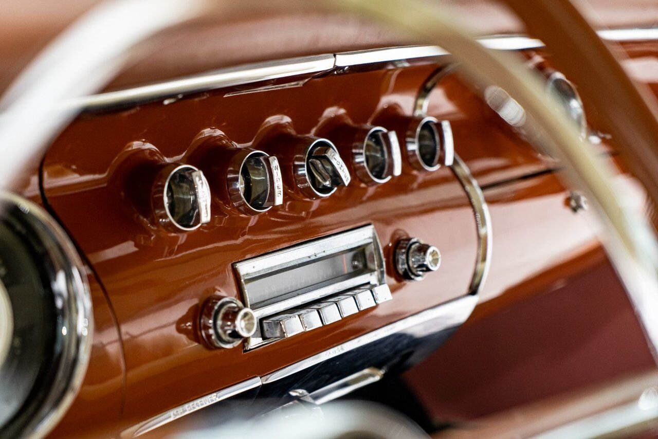 Chrysler IMPERIAL *PRIX EN USD* 354cu.in. FirePower V8 1 of 2098 built 1956 Orange Montréal - photo #61