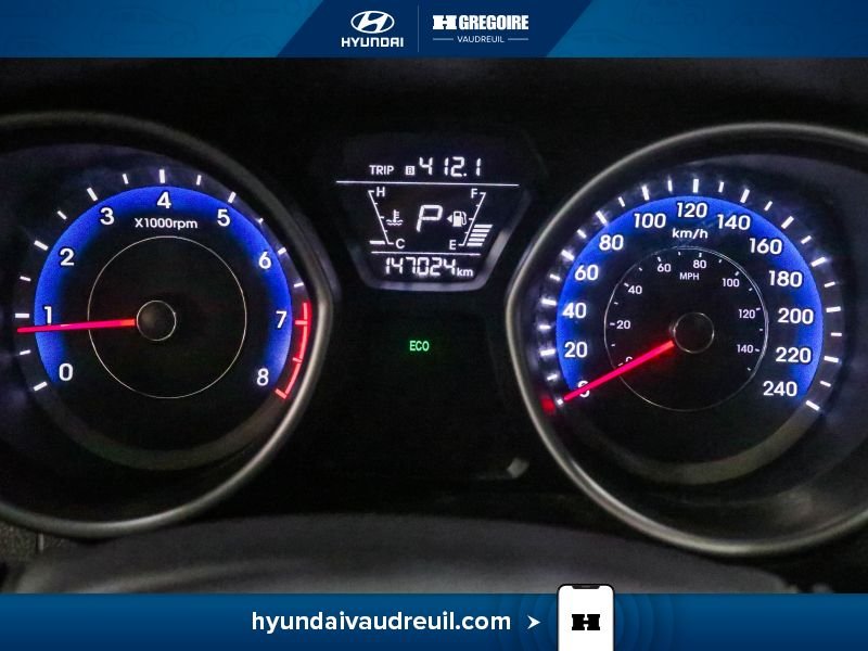 Hyundai Elantra YR819 | Allure sport berline 4 portes BA 2016 Blanc Laval - photo #24