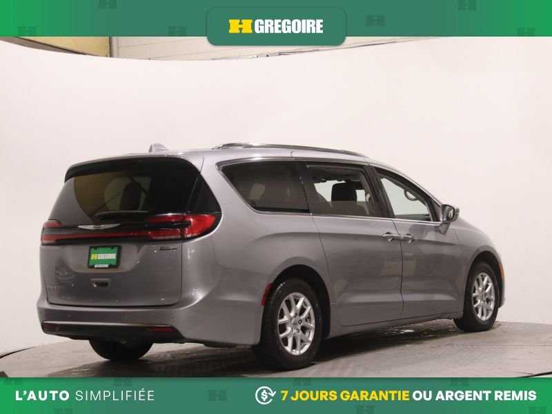 2021 Chrysler Pacifica Grey Blainville - photo #8