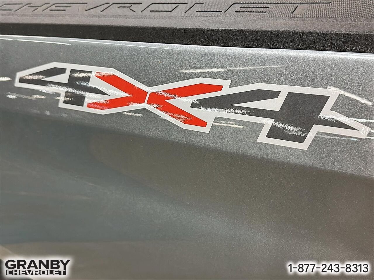 CHEVROLET Silverado 1500 K1500 SILVERADO CREW CAB RST STD/BOX (1SP) | E26-0992 2026 GRIS STERLING METALLISE Granby - photo #18