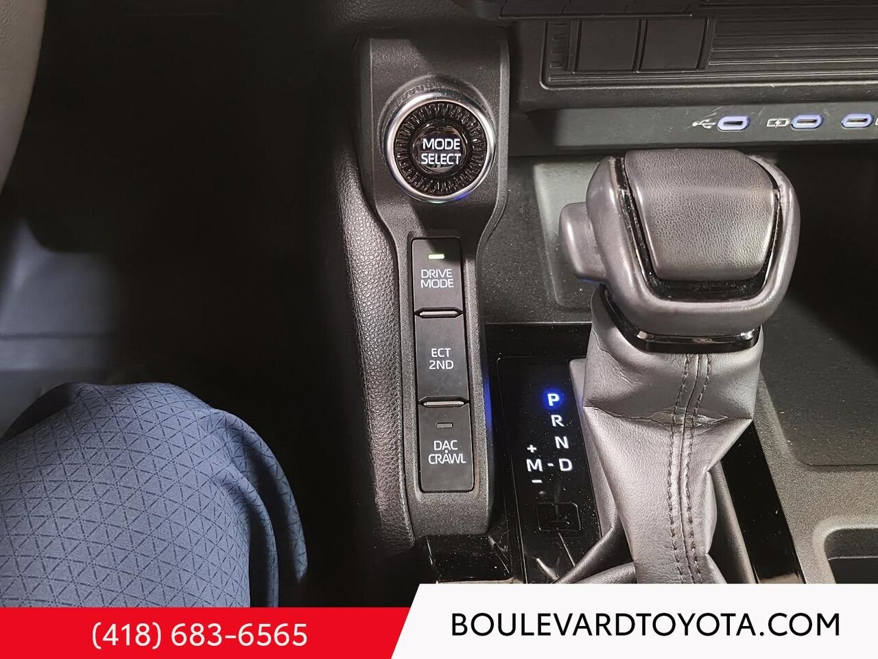 Toyota Land Cruiser 100300A-80 | 1958 2024 Gris Québec - photo #15