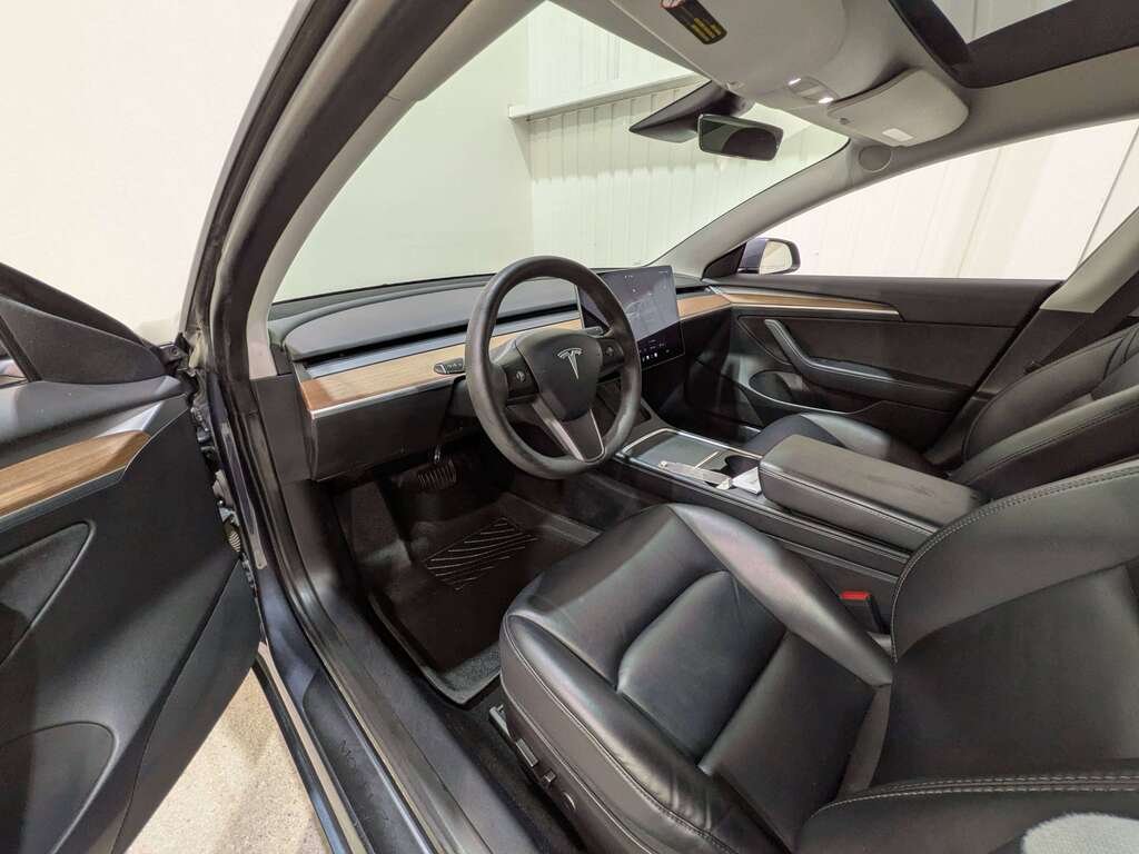 Tesla Model 3 Standard Range RWD *Ltd Avail* 2022 Gris Val-David - photo #10