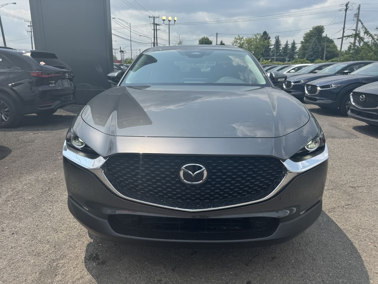 Mazda CX-30 GX TI | TRACTION INTÉGRALE | DÉMARRAGE À DISTANCE | RÉGULATEUR ADAPTATIF | CAMÉRA DE RECUL 2026 Gris Saint-Jérôme - photo #1