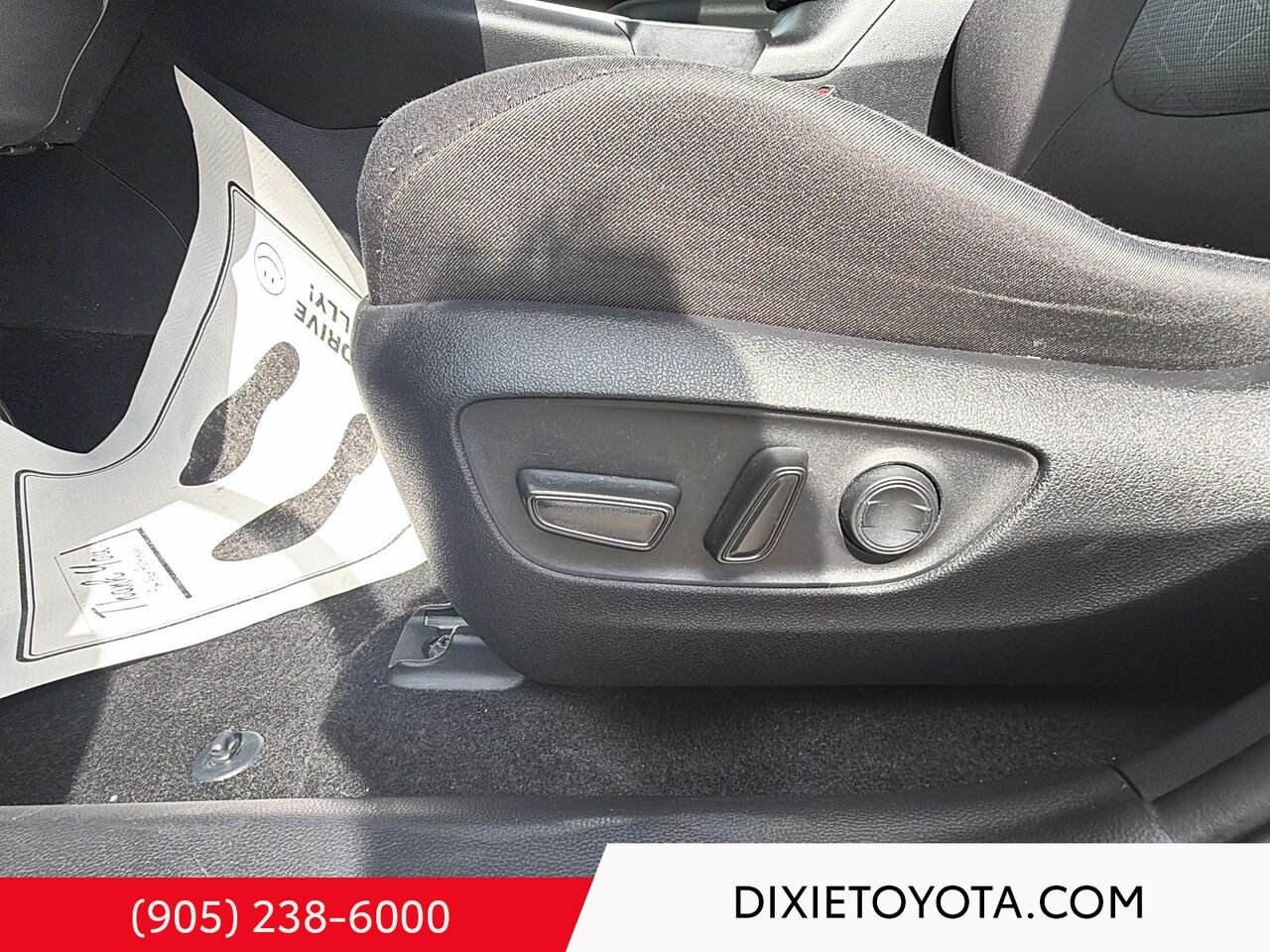 2021 Toyota RAV4 XLE AWD / HEATED SEATS / MOONROOF / ALLOY WHEELS / CARPLAY AND ANDROID AUTO Ruby Flare Pearl Mississauga - photo #9