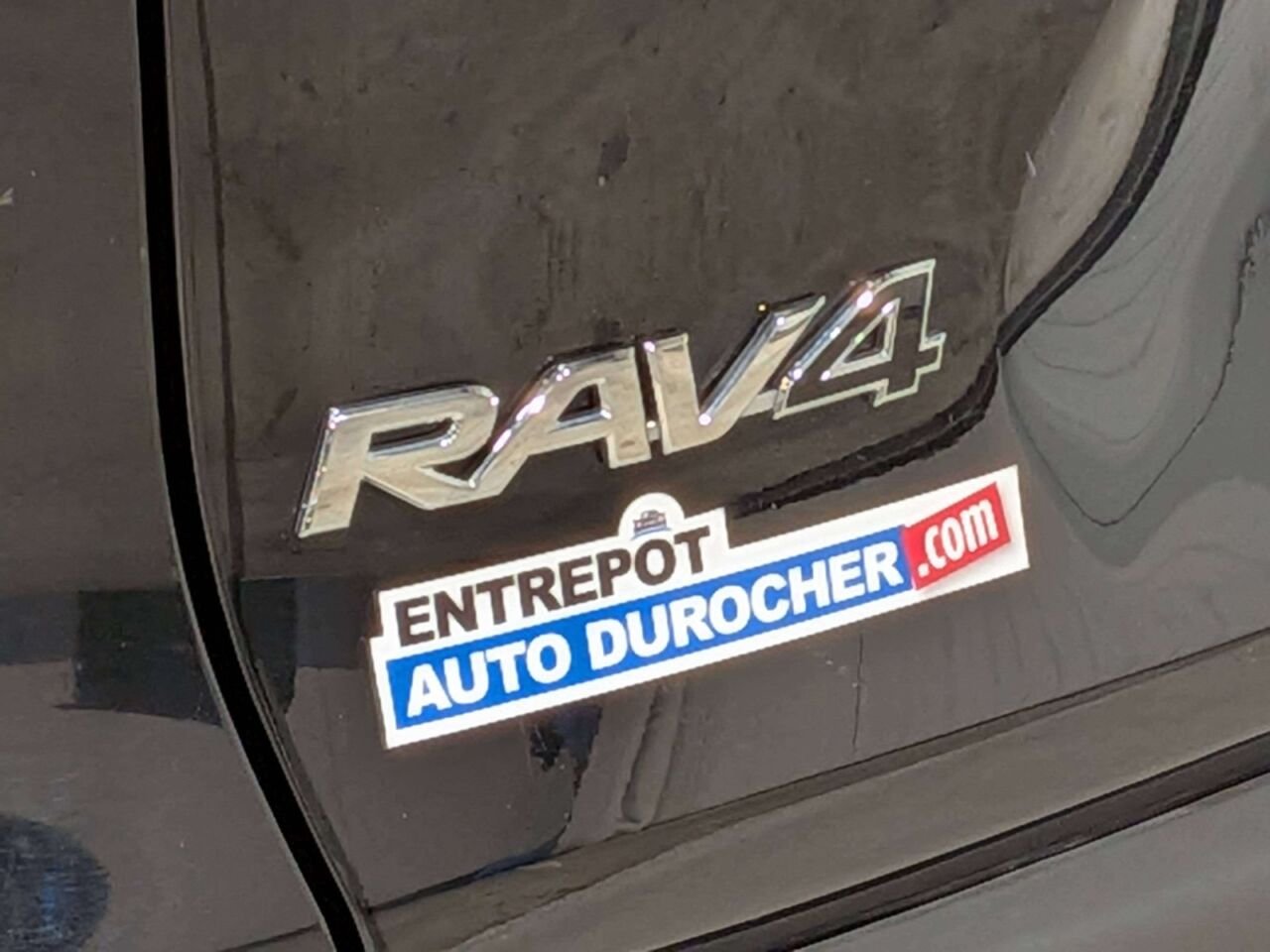 Toyota RAV4 LE AWD 2024 Noir Val-David - photo #32