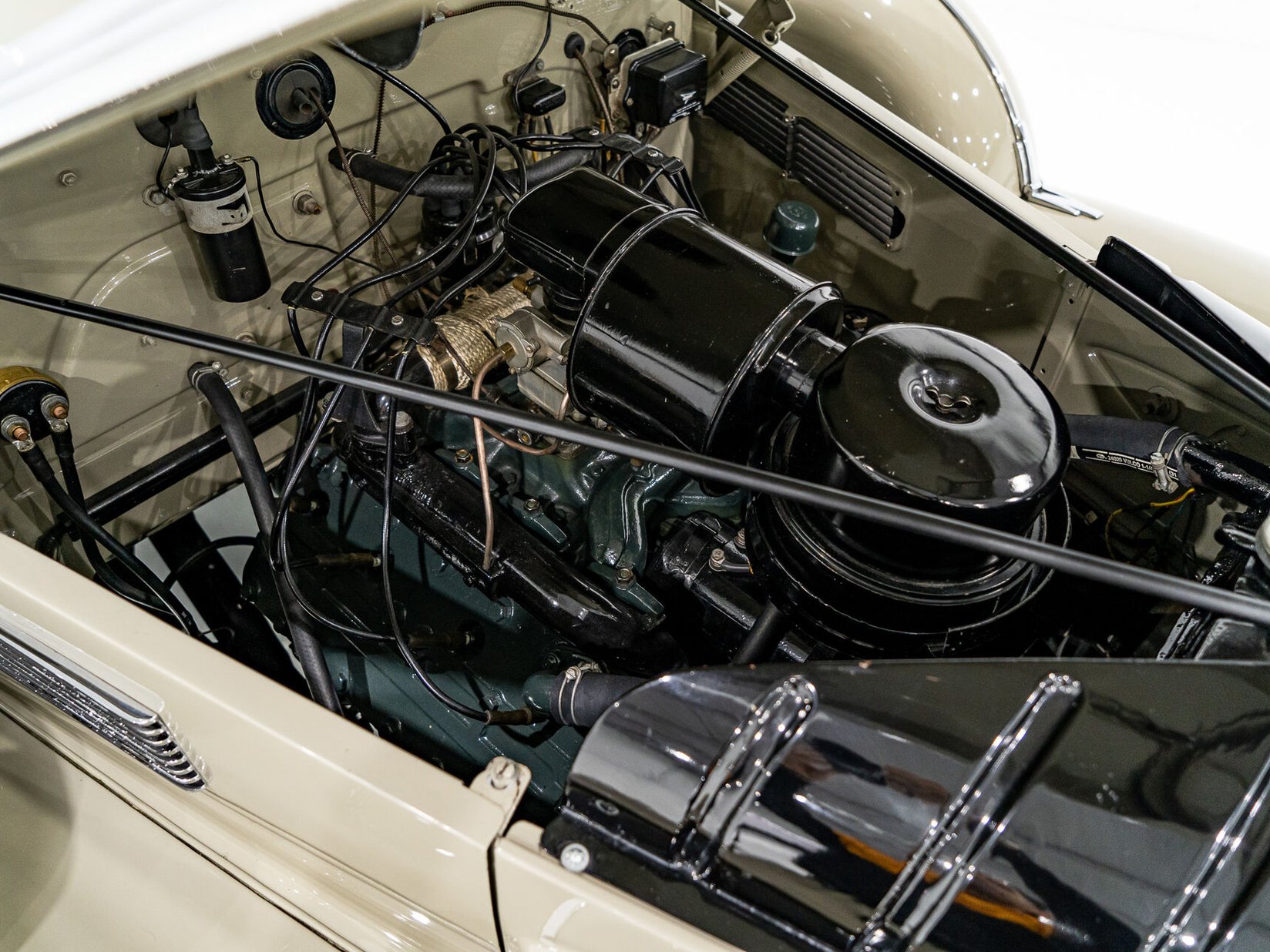 Cadillac Series 75 1 of 27 built. Former CCCA National first prize winner *PRICE IN USD* 1939 Brun Montréal - photo #12