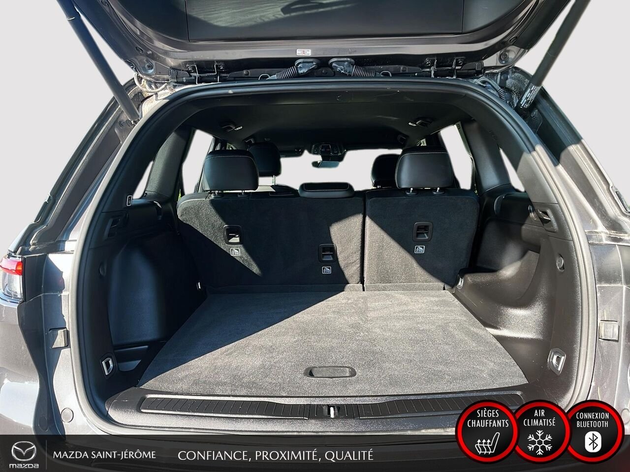 Jeep Grand Cherokee Altitude | GROUPE REMORQUAGE | CUIR | 2025 Gris Saint-Jérôme - photo #21