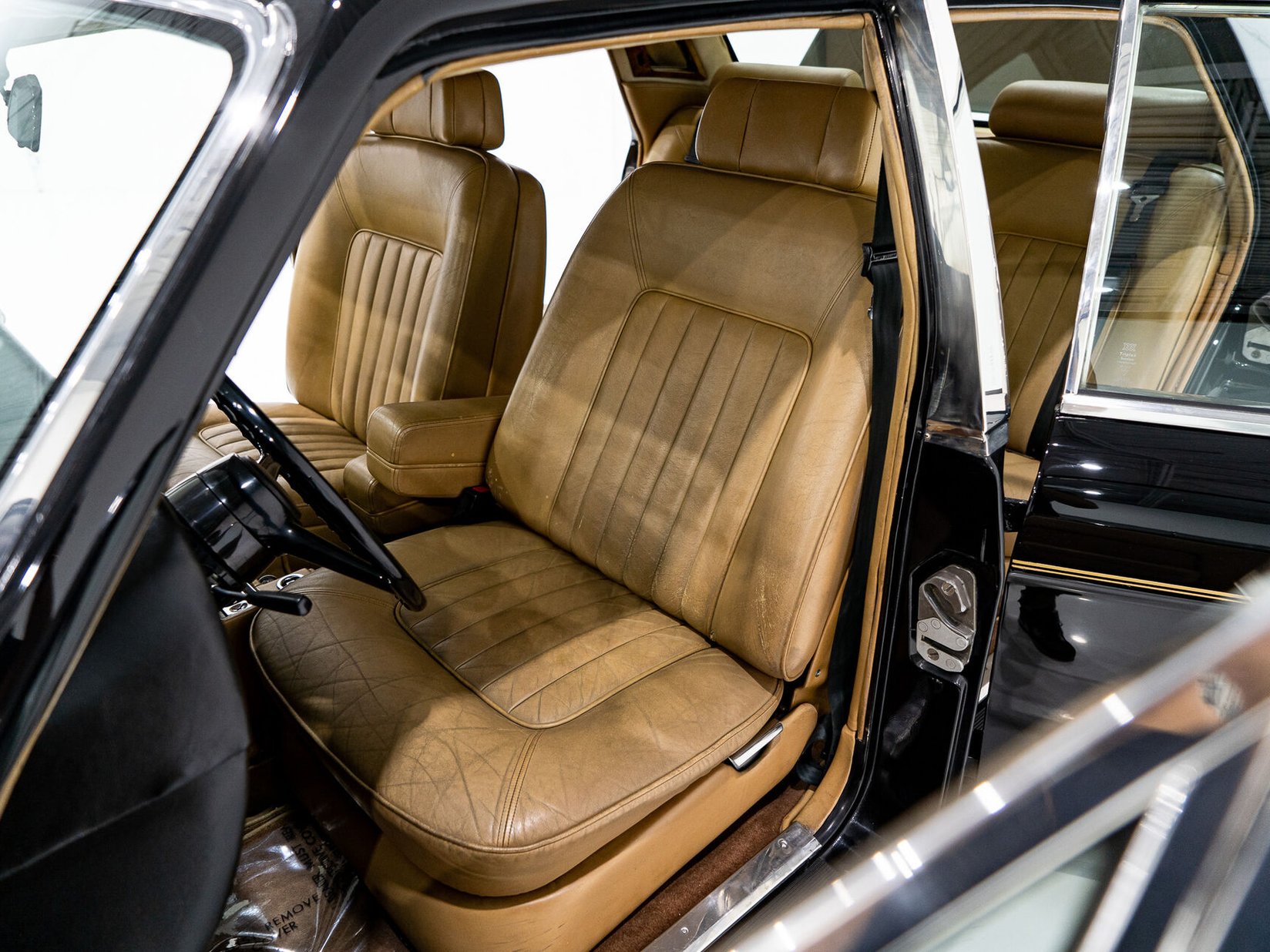Rolls Royce Silver Spur **PRIX EN USD** 1981 Noir Montréal - photo #76