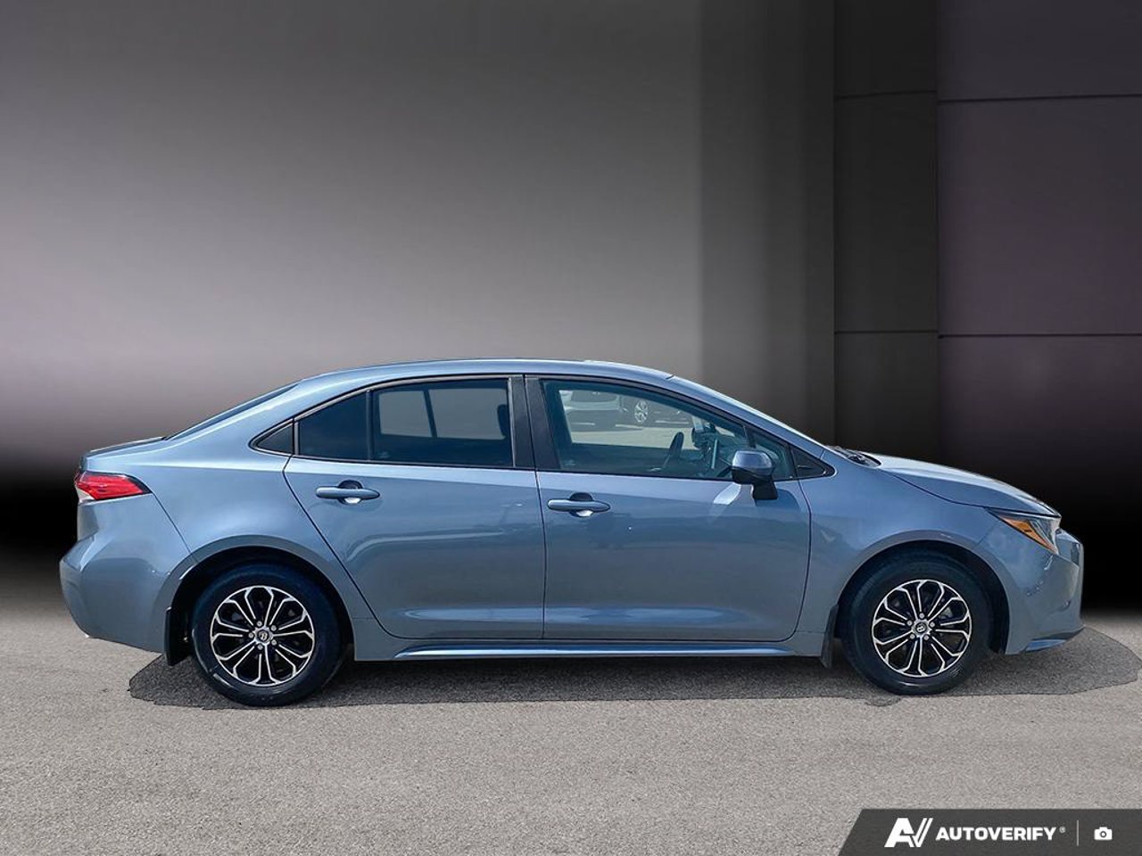 2020 Toyota Corolla 5YFBPRBE4LP038374 Blue Mirabel - photo #5
