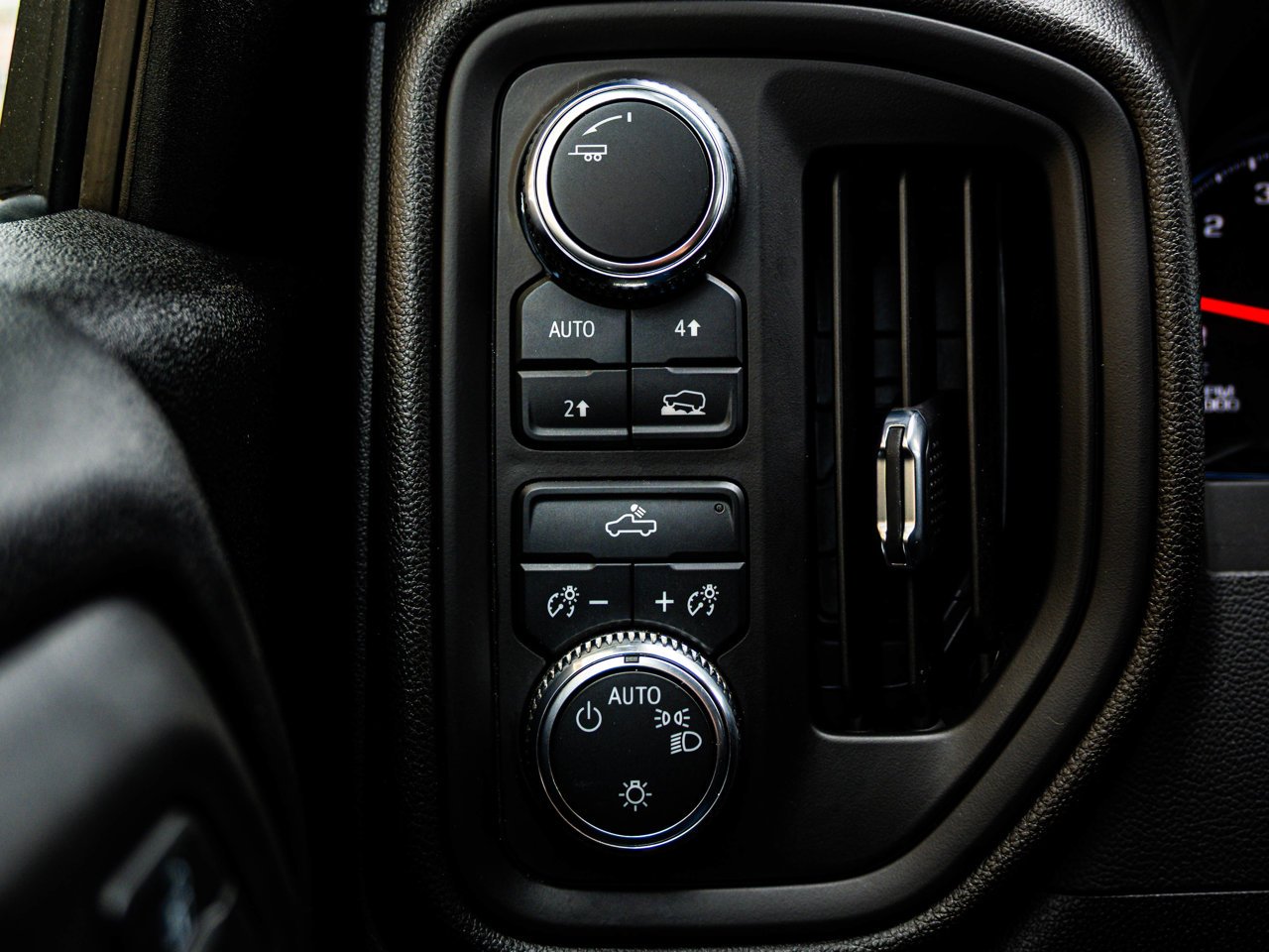 2024 GMC Sierra 1500 4WD Crew Cab 147 Pro Grey Sherwood Park - photo #17