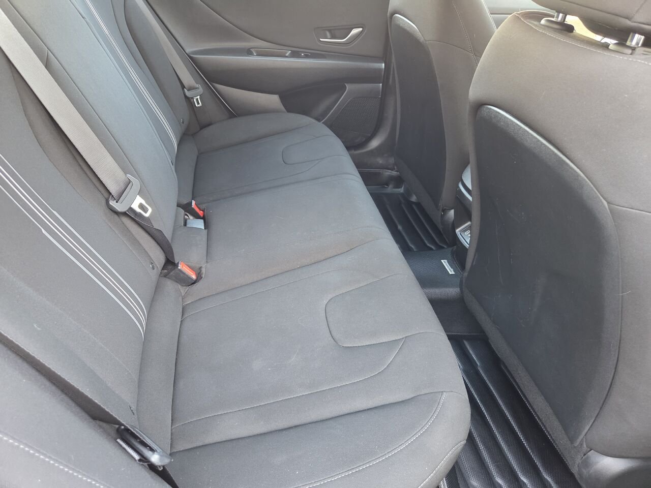 Hyundai Elantra 2024 Blanc Mont-Laurier - photo #11
