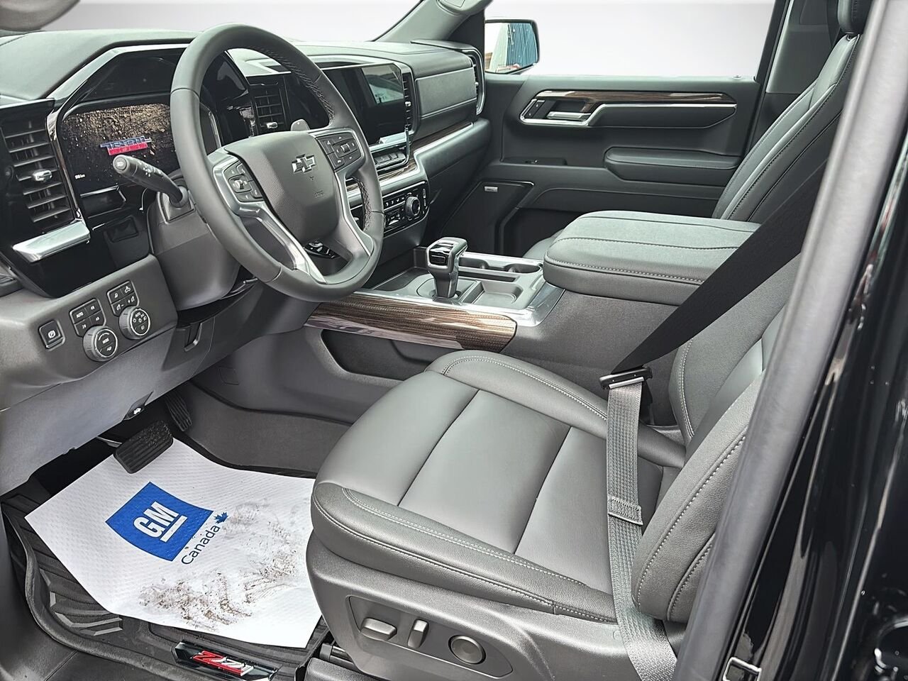 CHEVROLET Silverado 1500 LT TRAIL BOSS 2026 NOIR Saint-Hyacinthe - photo #6