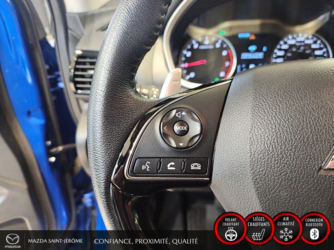 2025 Mitsubishi Eclipse Cross SEL | AWD | MAGS | PUSH START | Blue Saint-Jérôme - photo #13