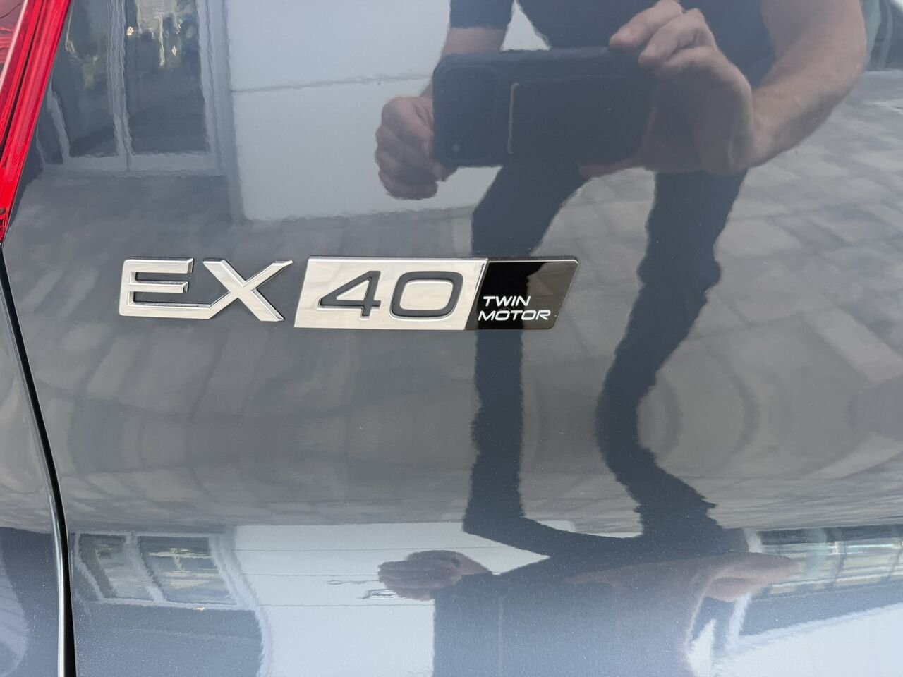 2026 Volvo EX40 PLUS DUAL MOTOR Blue Laval - photo #9