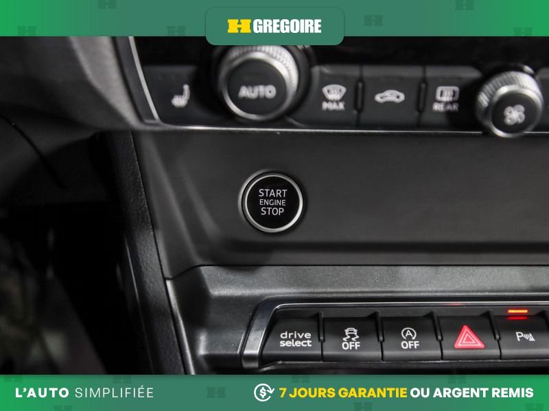 2022 Audi Q3 White Saint-Eustache - photo #15