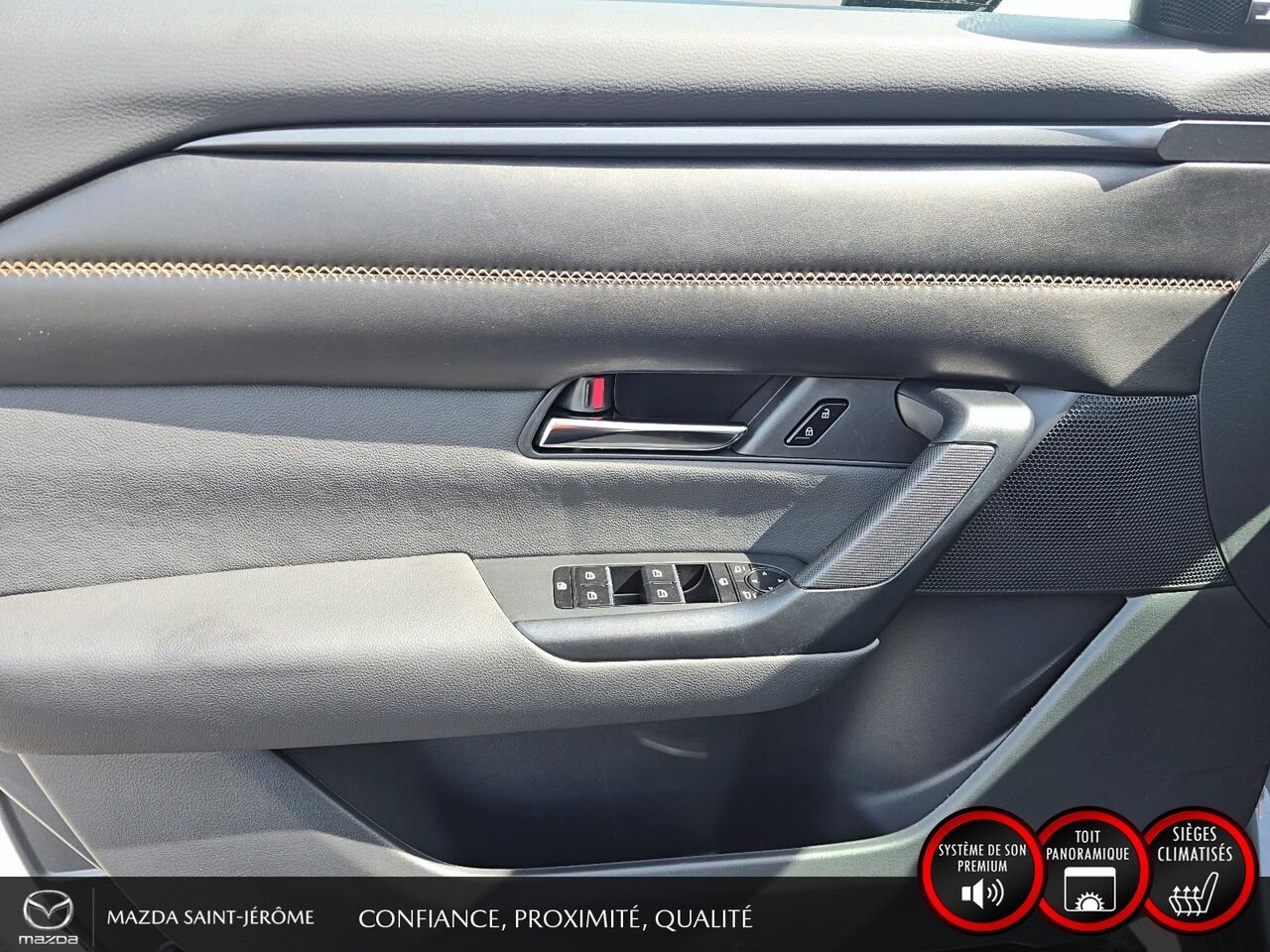 Mazda CX-50 hybride GT AWD | TOIT PANORAMIQUE | CUIR | 2025 Gris Saint-Jérôme - photo #12