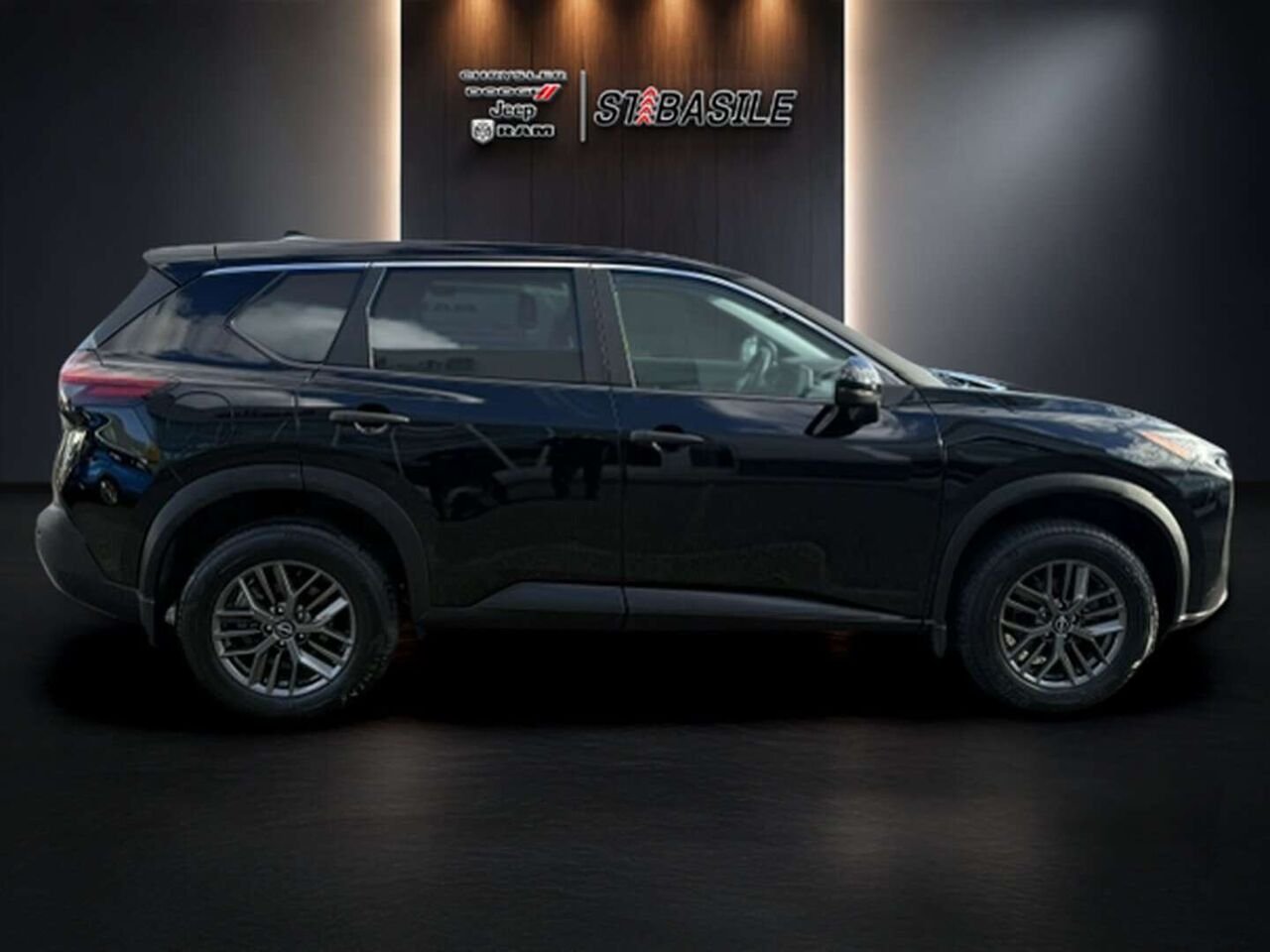 Nissan Rogue 2023 Noir Saint-Basile-le-Grand - photo #3