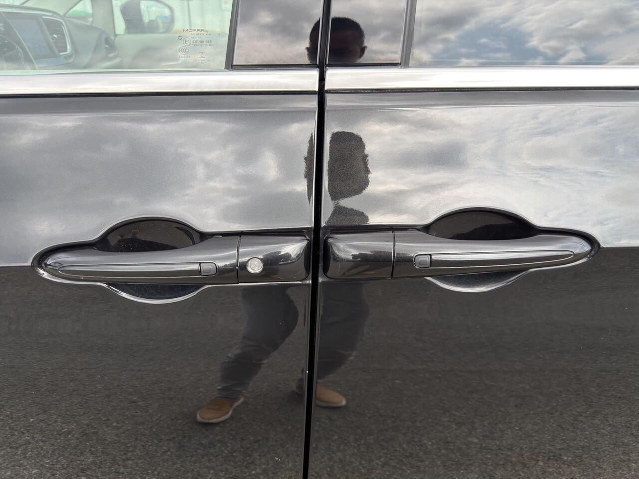 Chrysler Pacifica 2019 Noir Thetford Mines - photo #8