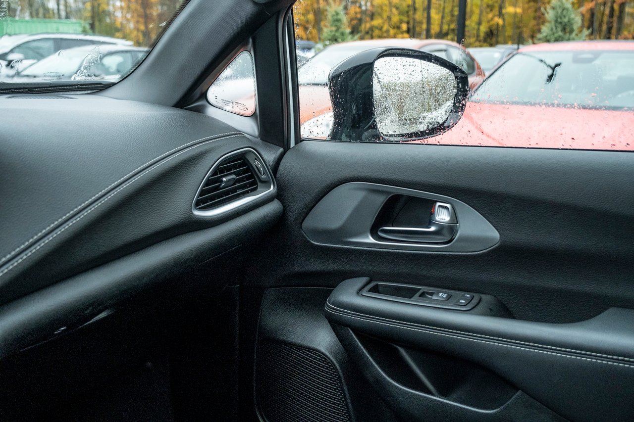 2025 Chrysler Pacifica White Gatineau - photo #16