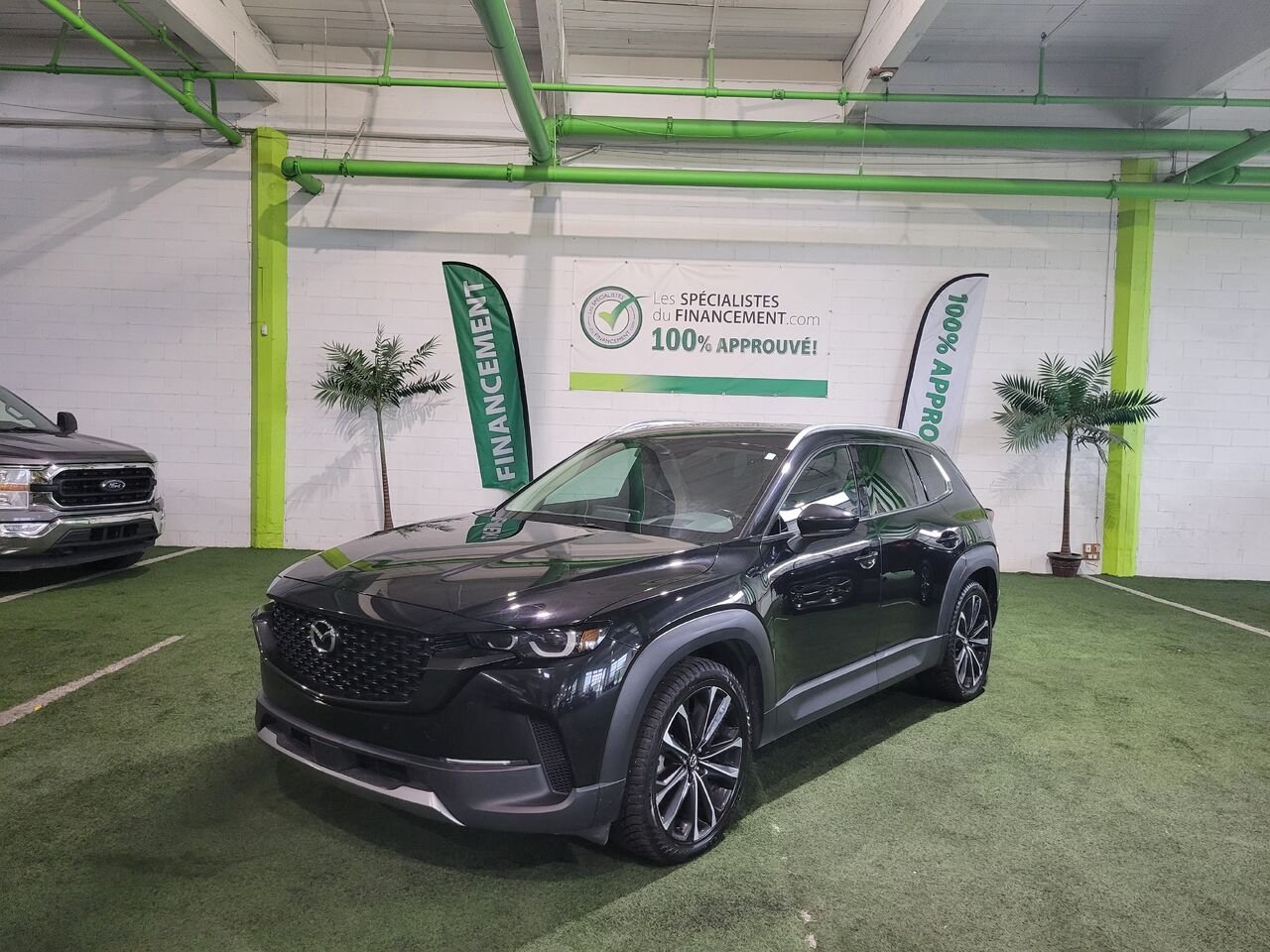 2024 Mazda CX-50 Black  - photo #0