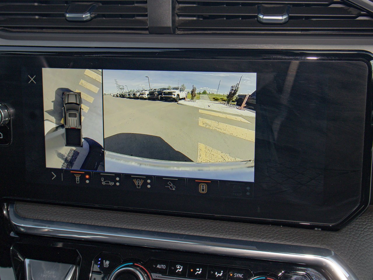 2025 GMC Sierra 1500 4WD Crew Cab 147 Denali Grey Sherwood Park - photo #31