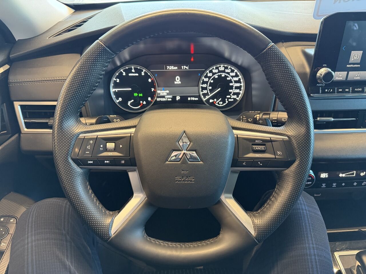 Mitsubishi Outlander 2024 Gris Saint-Eustache - photo #15