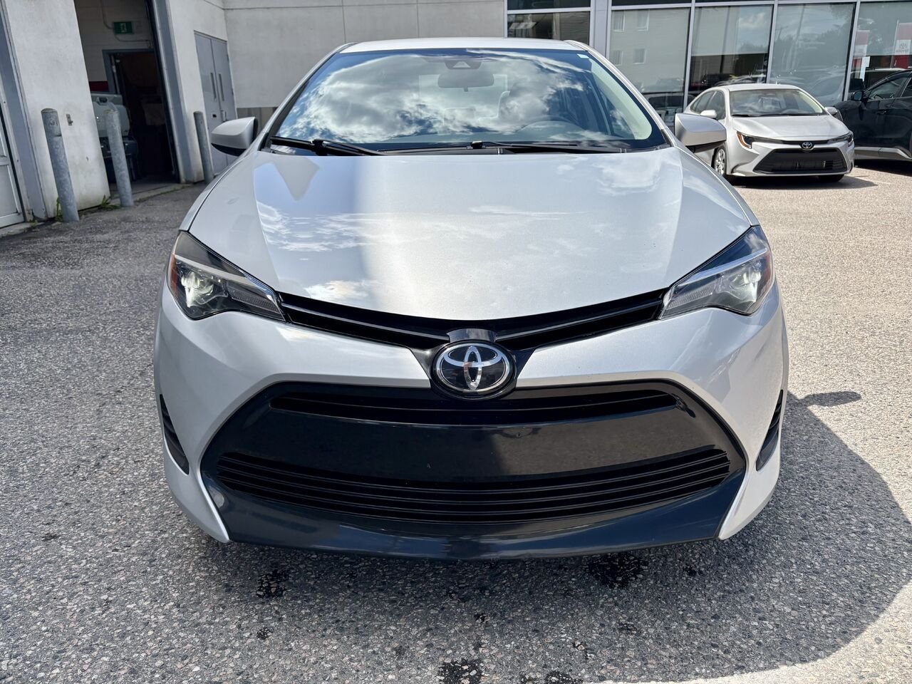 Toyota COROLLA 2017 Argent Mont-Laurier - photo #5