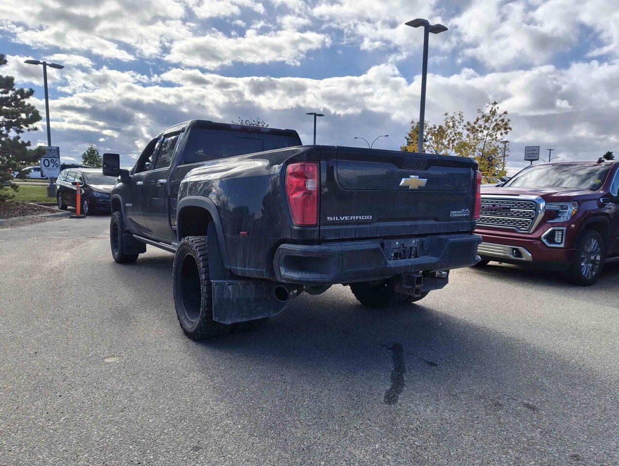 2023 Chevrolet Silverado 3500HD 4WD Crew Cab 172 High Country Black Sherwood Park - photo #4