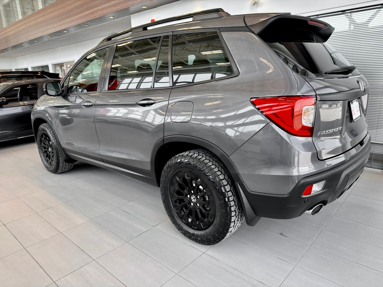 2020 Honda Passport gray Notre-Dame-des-Prairies - photo #8