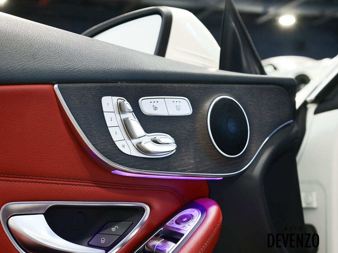 2019 Mercedes-Benz Classe-C White Saint-Eustache - photo #12