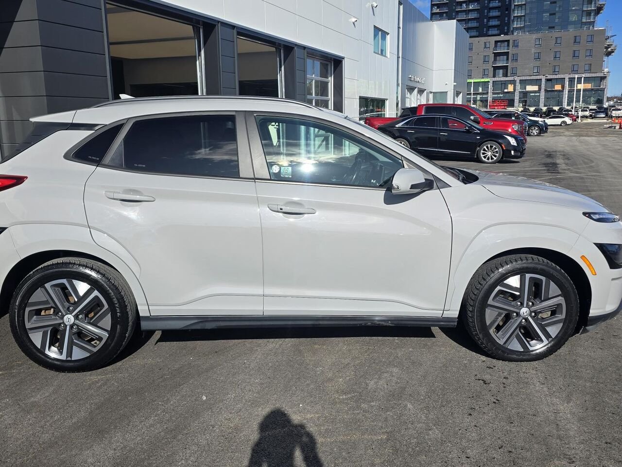 2023 Hyundai Kona Electric PREFERRED Grey Laval - photo #5