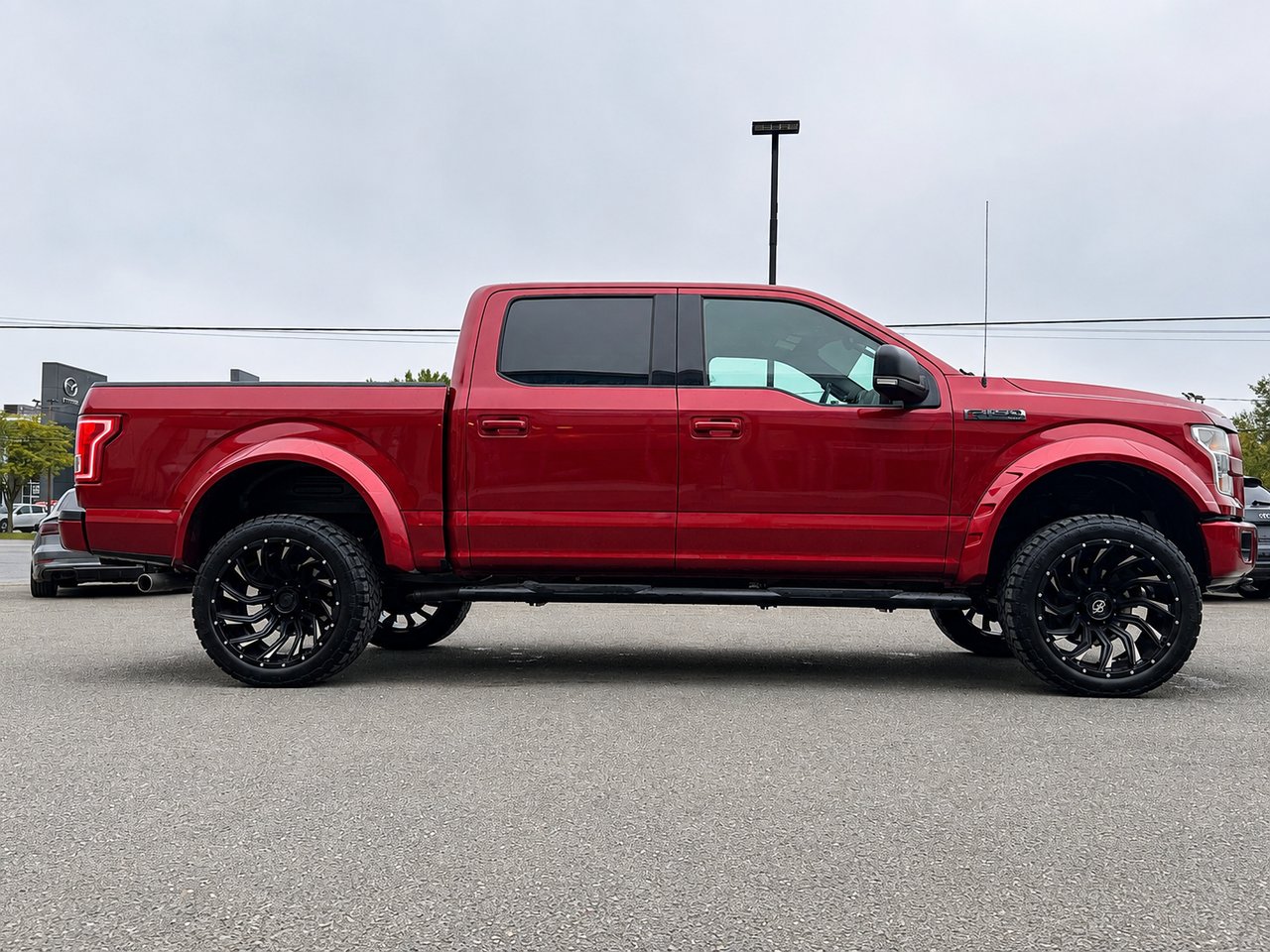 Ford F-150 XLT 2017 Rouge Granby - photo #6