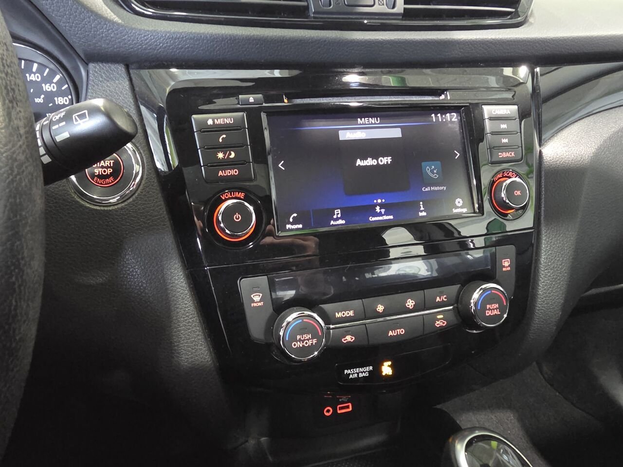 2019 Nissan Qashqai White  - photo #17