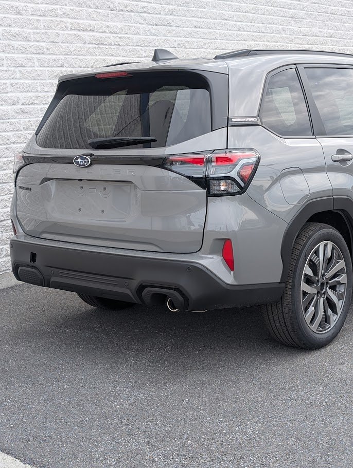 SUBARU Forester PREMIER 2026 Roche de rivière nacré Saint-Hyacinthe - photo #1