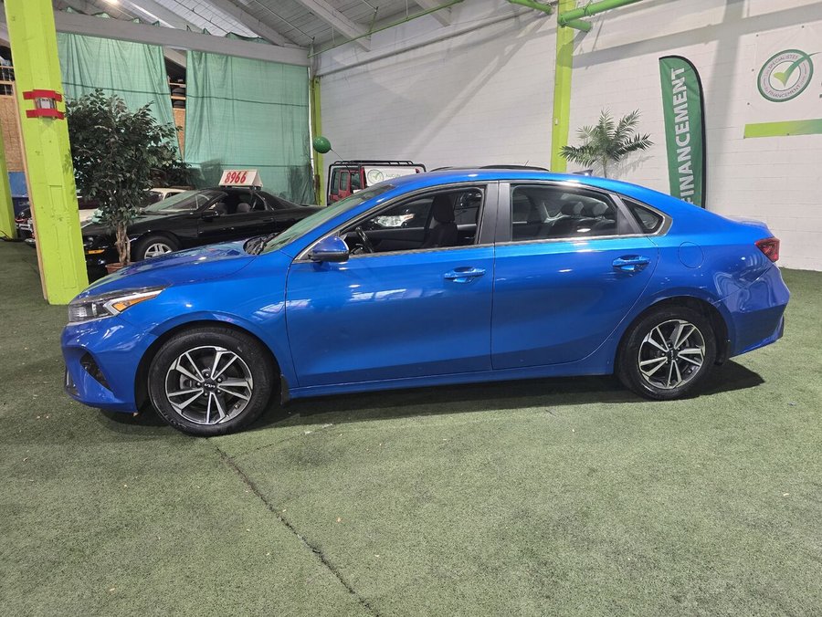 2023 Kia Forte EX+ IVT Blue