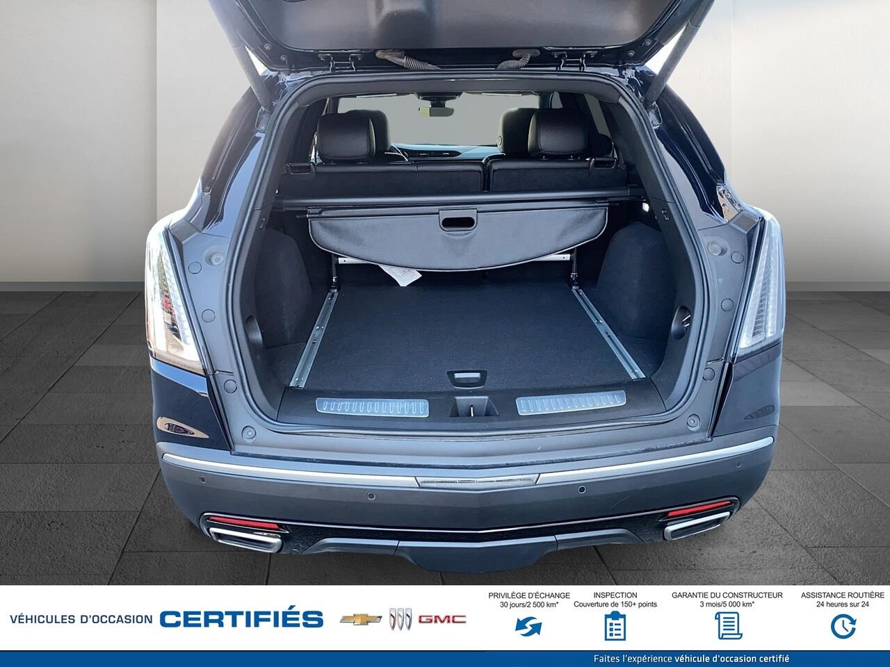2021 CADILLAC XT5 SPORT Traction intégrale, 4 portes Sport Blue Montmagny - photo #5