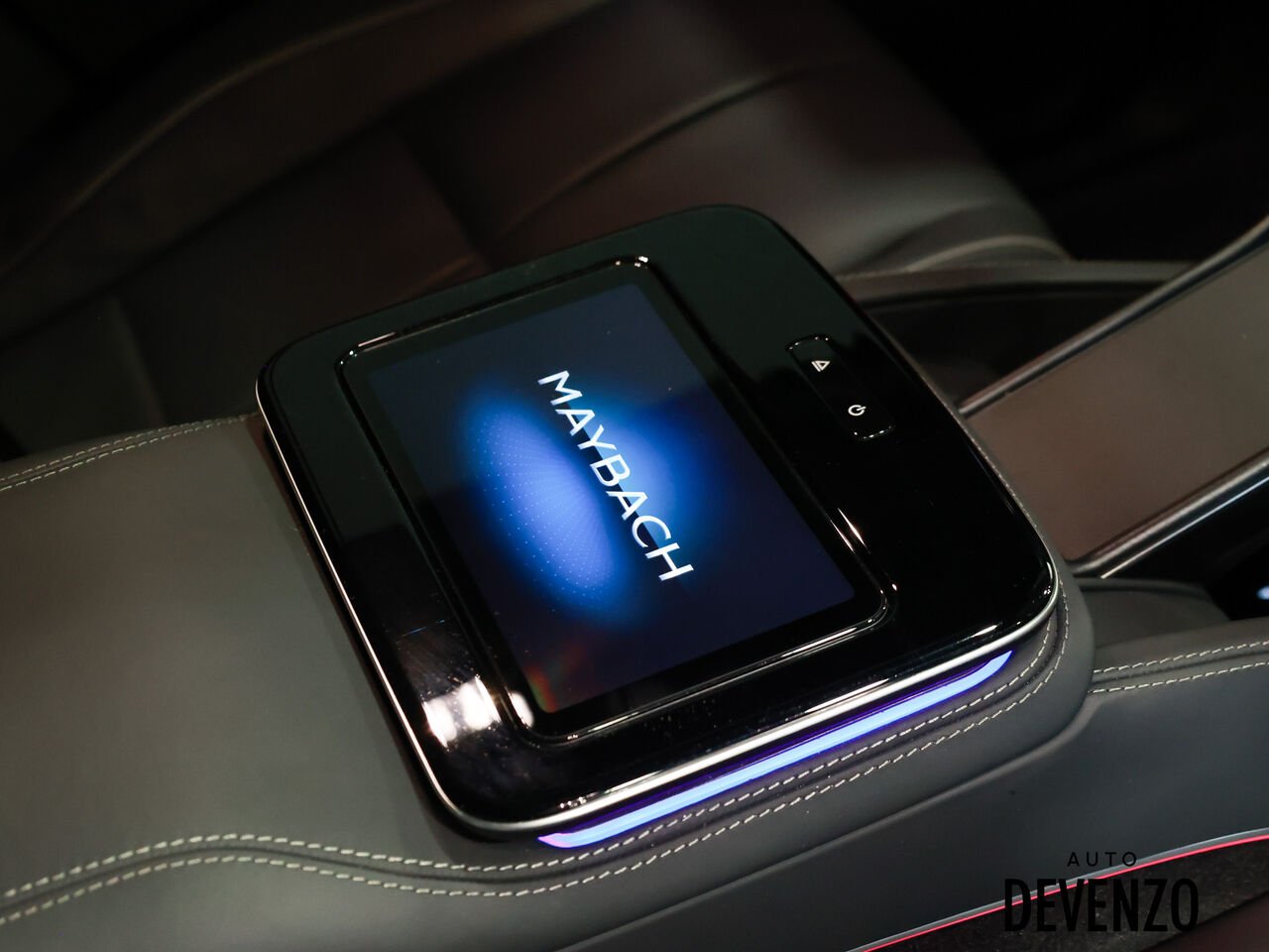 Mercedes-Benz GLS 2023 Argent Saint-Eustache - photo #9